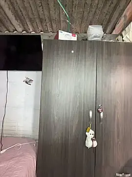 Live Sex Cam with AlyssaRay - Stripchat