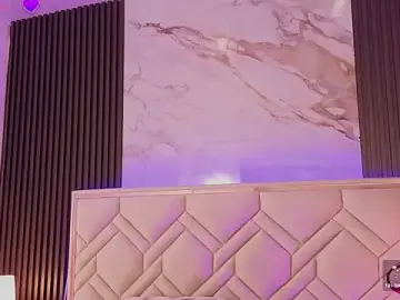 Nude Webcam with MiaaFarrel - Stripchat