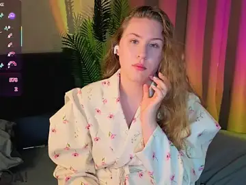 Sex Cam with Elsie_Cutties - Stripchat