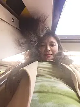 Watch Live Sex Cams with yinyin326 - Stripchat