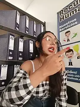Best live sex cam show with JENNIFER__03 - Stripchat