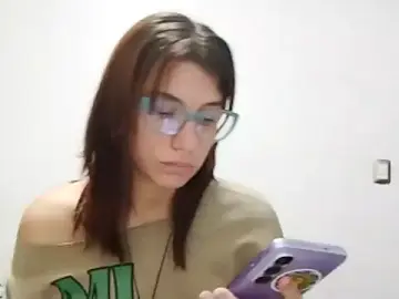 Live Sex Cam with Luna-e-Franco1 - Stripchat