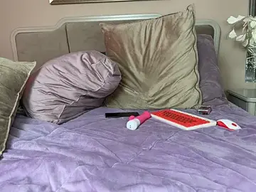 Nude Webcam with VanessaJonson - Stripchat