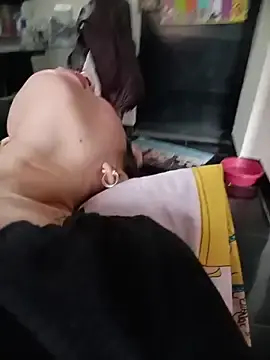 Adult Webcams with -Nicol - Stripchat