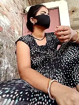 Watch Live Sex Cams with Cute-Bandna - Stripchat