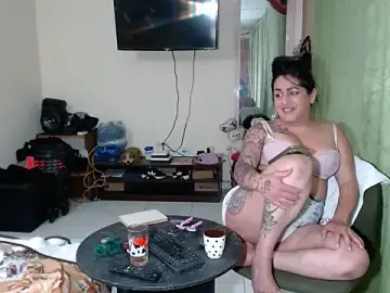 Adult Video Chat with Sashaferrari2000 - Stripchat