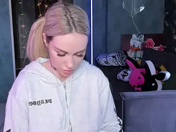 Adult Video Chat with Blckmirrorr - Stripchat