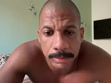 Best Webcam with VHugoE - Stripchat