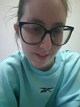 Free Porn Cam with Sarah459 - Stripchat