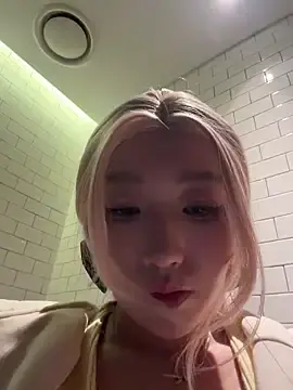 Live Porn with winter11 - Stripchat