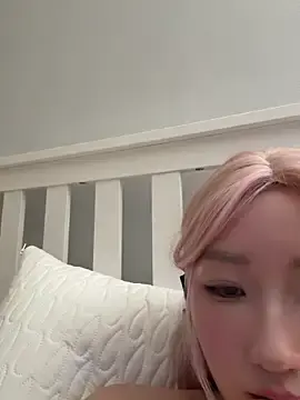 Watch Live Sex Cams with winter11 - Stripchat