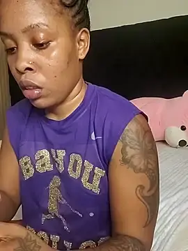 Free Live Porn with I-am-iconic - Stripchat