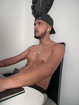 Adult Webcam with mosmar_20 - Stripchat