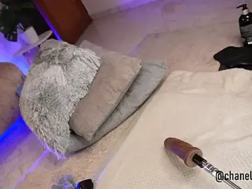 Sex Chat with chanell_lovers - Stripchat