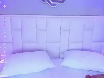 Live Sex Cam with NanaOsaky - Stripchat