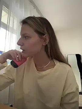 Adult Video Chat with MaryHiggins - Stripchat