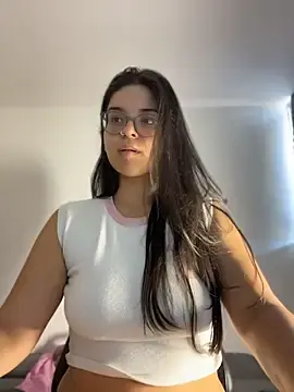 Best Webcam with MiaMillers28 - Stripchat