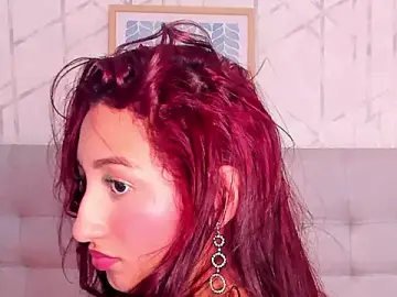 Best live sex cam show with StephanyRouss - Stripchat