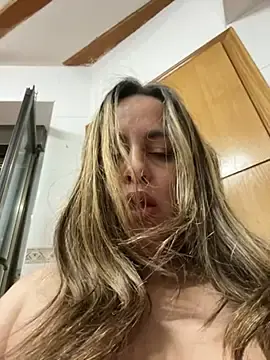 Sex Chat with laarti - Stripchat