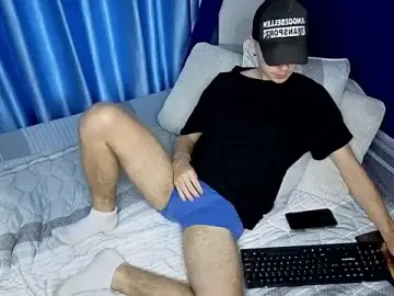 Nude Webcam with Joseph__Quinn - Stripchat