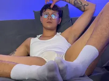 Live Sex Cam with LeaneSeb - Stripchat