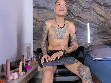 Sex Chat with logan-wollf - Stripchat