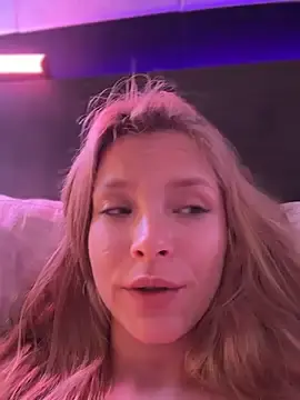 Nude Webcam with AnastasiaAniess - Stripchat