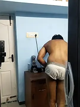 Adult Webcams with Igcholebhature_lovee - Stripchat