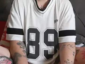 Adult Webcams with bunnyfox420 - Stripchat