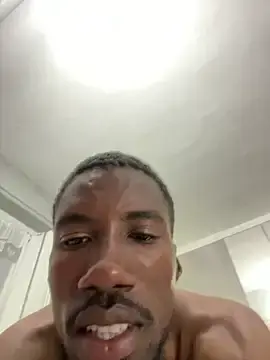 Best Webcam with INTRUDERS20 - Stripchat