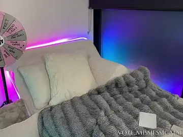 Adult Webcams with missjessicajade - Stripchat