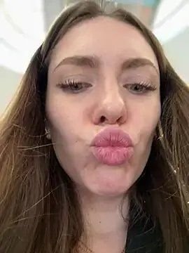 Sex Cam with MariiD - Stripchat