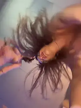 Free Porn Cam with RollingGirls - Stripchat