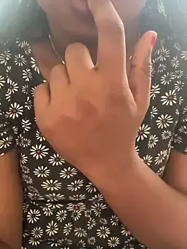 Live Sex with Dhiyapink - Stripchat