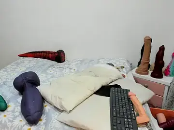 Adult Video Chat with charlloteevans_X - Stripchat