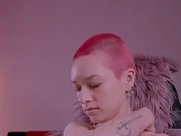 Best live sex cam show with YourDarlingVivian - Stripchat