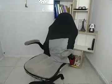 Adult Video Chat with cum_bigass - Stripchat