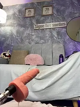 Nude Webcam with antonelaswete02 - Stripchat