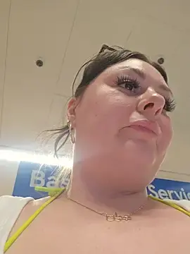 Private Sex Chat with BaddieBellaUK - Stripchat