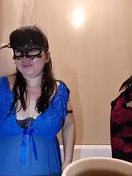 Sex Cam with Luu-Lii777 - Stripchat