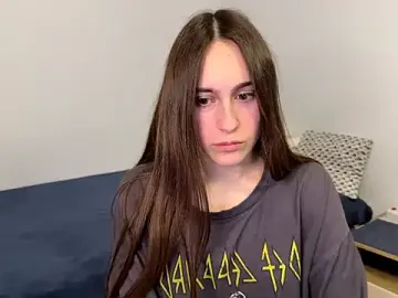 Sex Chat with AliceKolltt - Stripchat