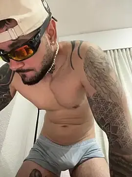 Live Sex Cam with penebunny - Stripchat