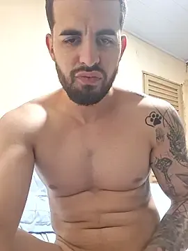 Live Sex Cam with Cubanotatuado - Stripchat