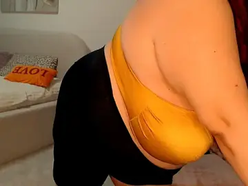 Watch Live Sex Cams with DollCandyx - Stripchat