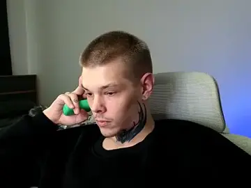 Best Webcam with DENIS_HERE - Stripchat