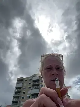 Watch Live Sex Cams with TiffaneyLove - Stripchat