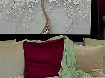 Sex Chat with Entitled_Bitch - Stripchat