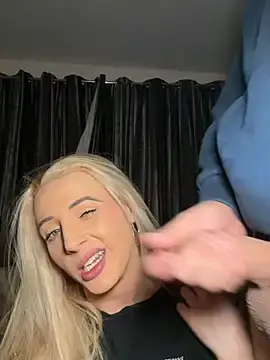 Adult Webcam with Strongqueen - Stripchat