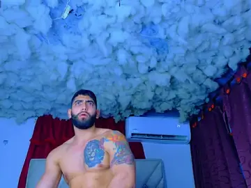 Free Live Porn with Rich_boy01 - Stripchat