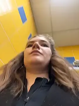 Adult Webcam with Holy_Tereza - Stripchat